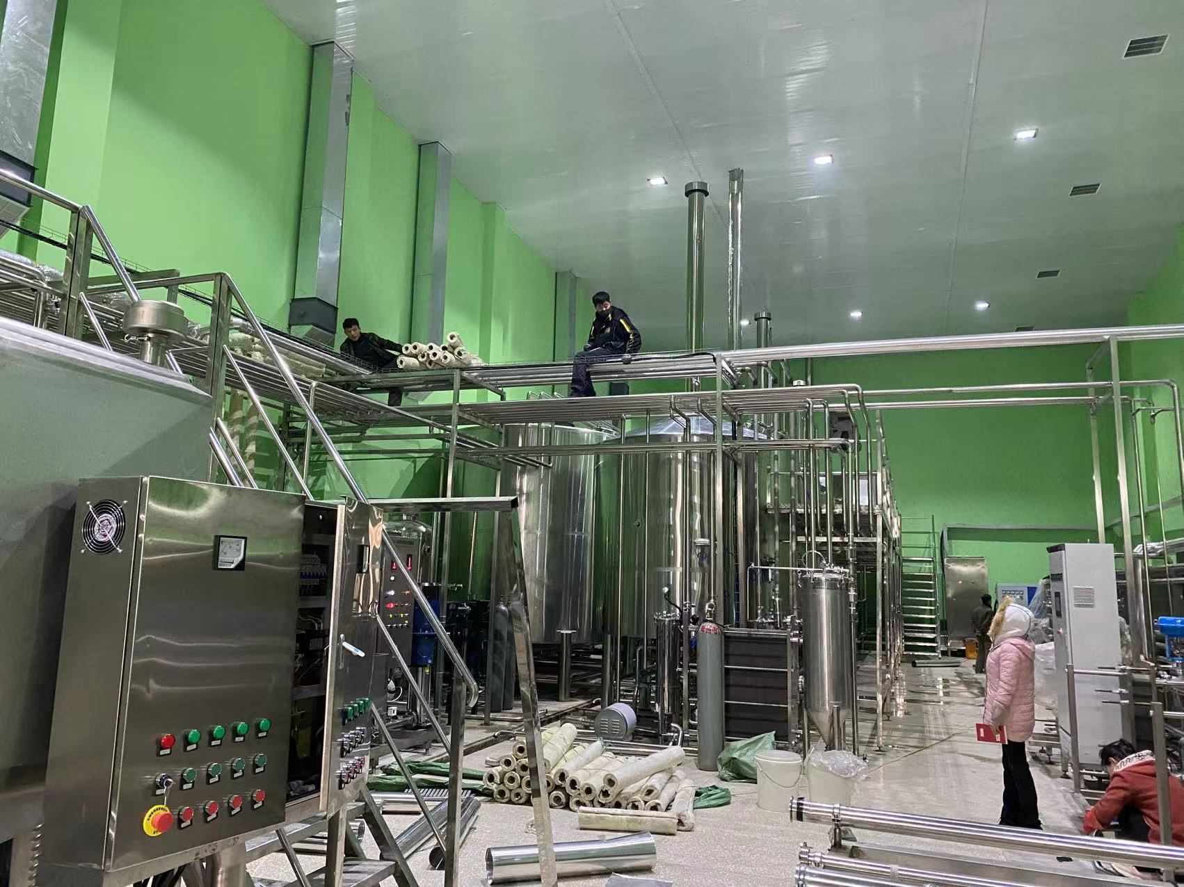 潮安精酿啤酒设备厂—精酿啤酒设备制造：传承工艺与创新科技的交融